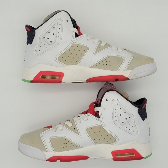Youth Jordan 6 Retro Hare GS 7Y - Neutral Grey/True Red - Style #384665-062 Used - Picture 4 of 13